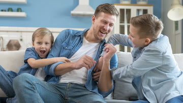 Bridging the Gap: 6 Communication Tips for Dads of Teens in 2023